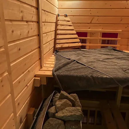 Appartement Mit Sauna Und Terrasse Hungen