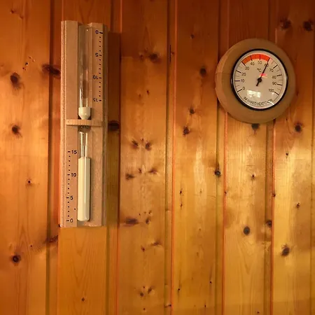 Mit Sauna Und Terrasse